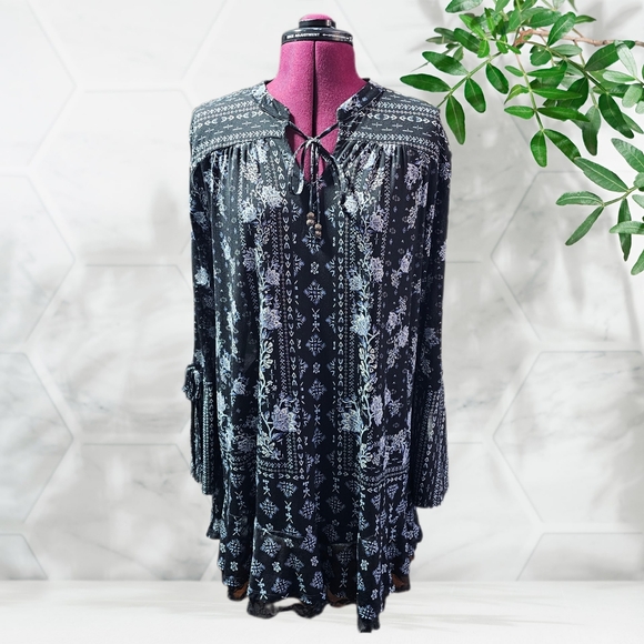 Style & Co Bohemian Floral Patterned Geo-Print Lace-Hem Peasant Top - Picture 2 of 16